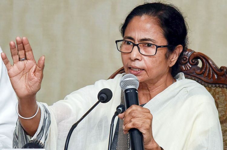 Mamata Banerjee Questions Lack of Central Probe into Mother-Daughter Duo's Death During UP Anti-Encroachment Drive