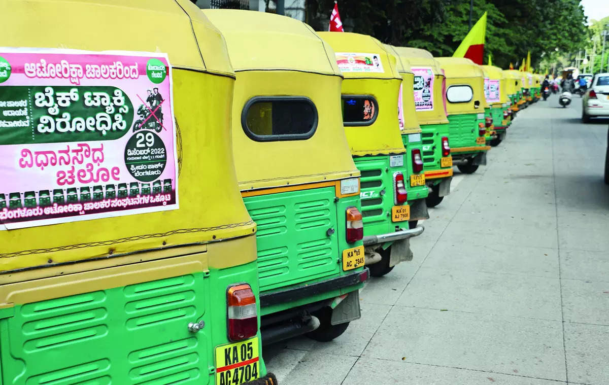 Bengaluru Autorickshaw Unions Demand Ban on White Board Bike Taxis