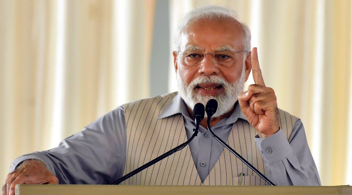 PM Modi Slams Congress as a 'Loot Ki Dukaan' and 'Jhooth Ka Bazaar'